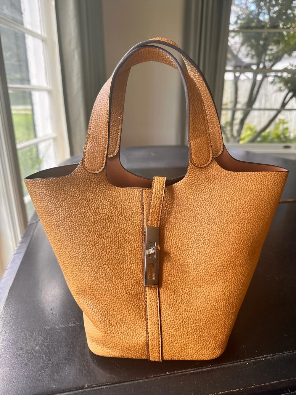 Brown Vegan Bucket Purse EUC